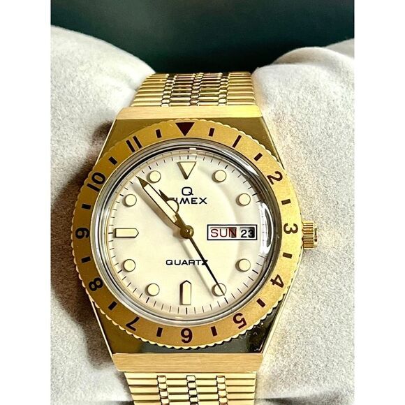 Timex Quartz Watch Stainless White/Gold NWOT - Picture 1 of 7